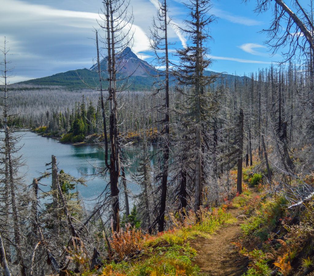 Patjen Lake with mountain in the background.  Fall hikes near Bend.